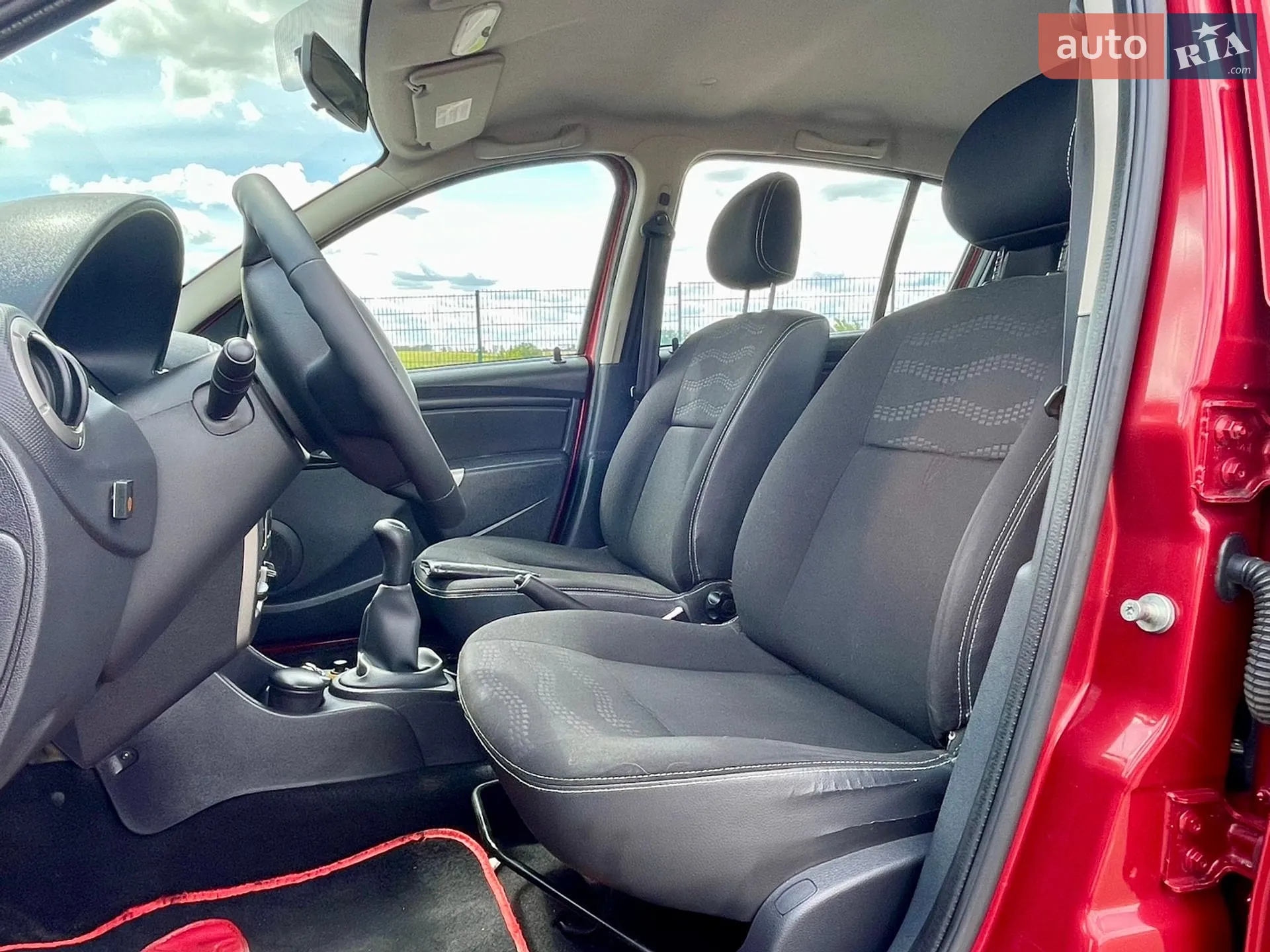 2010 Dacia Sandero - мініатюра 38