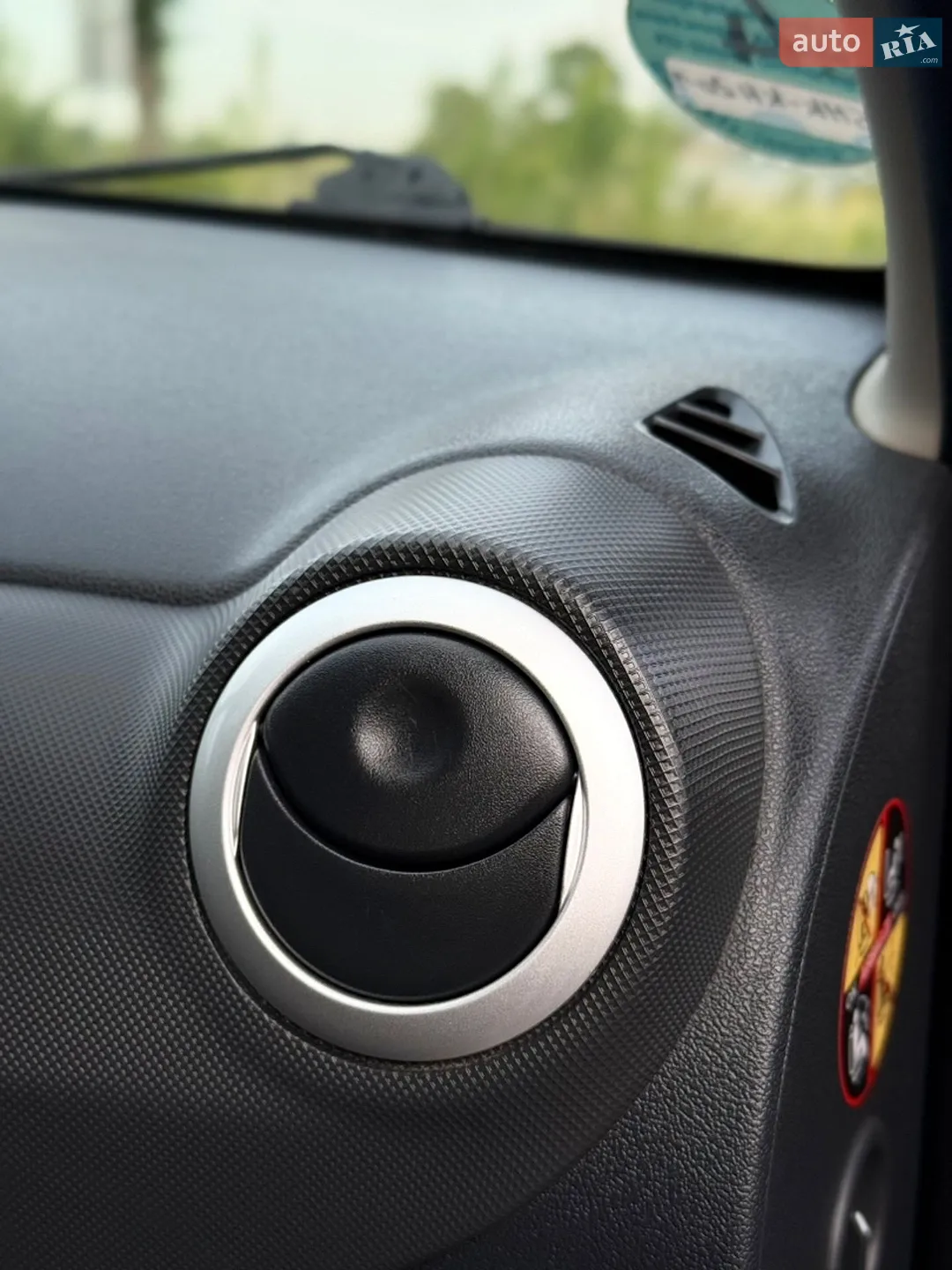 2012 Dacia Sandero - мініатюра 112