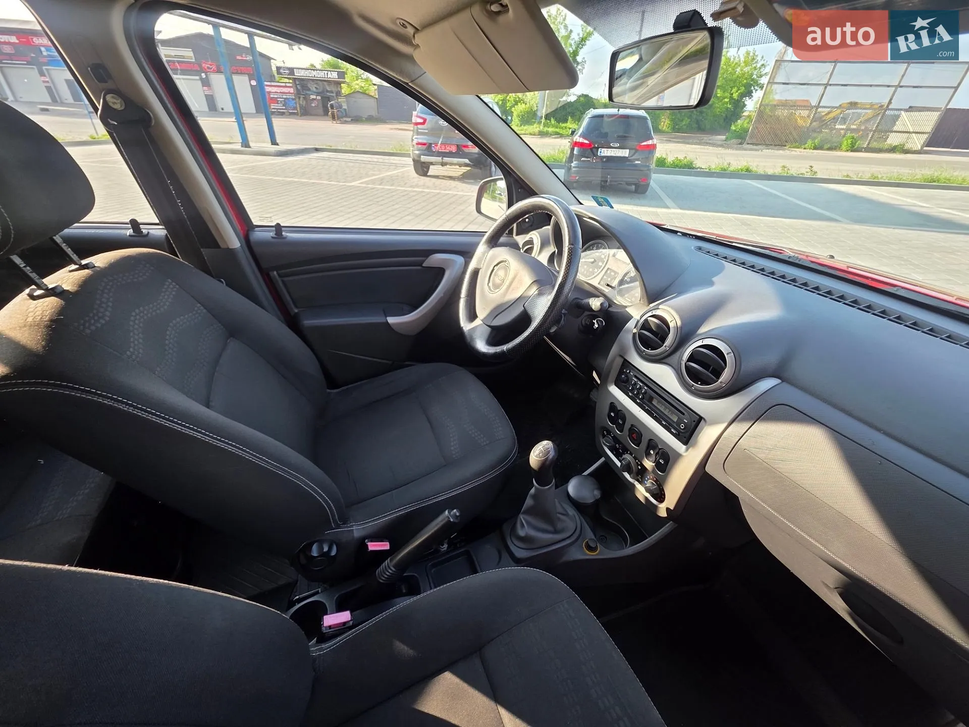 2011 Dacia Sandero - мініатюра 38