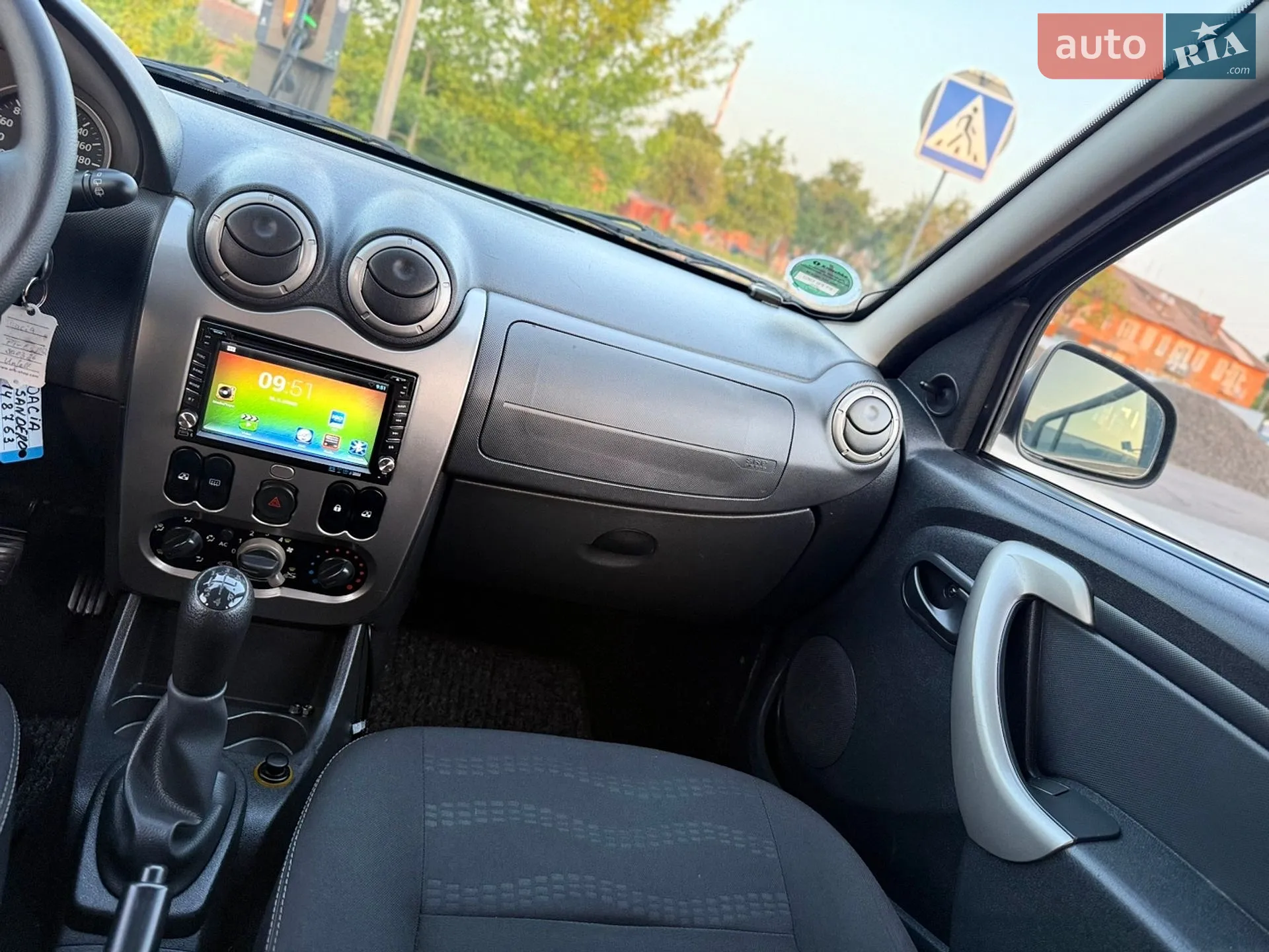 2010 Dacia Sandero - мініатюра 41