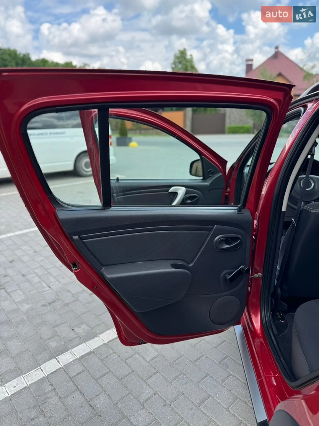 2011 Dacia Sandero - мініатюра 34