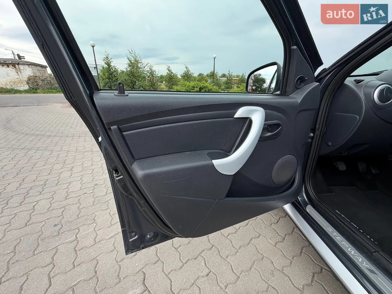 2012 Dacia Sandero - мініатюра 11