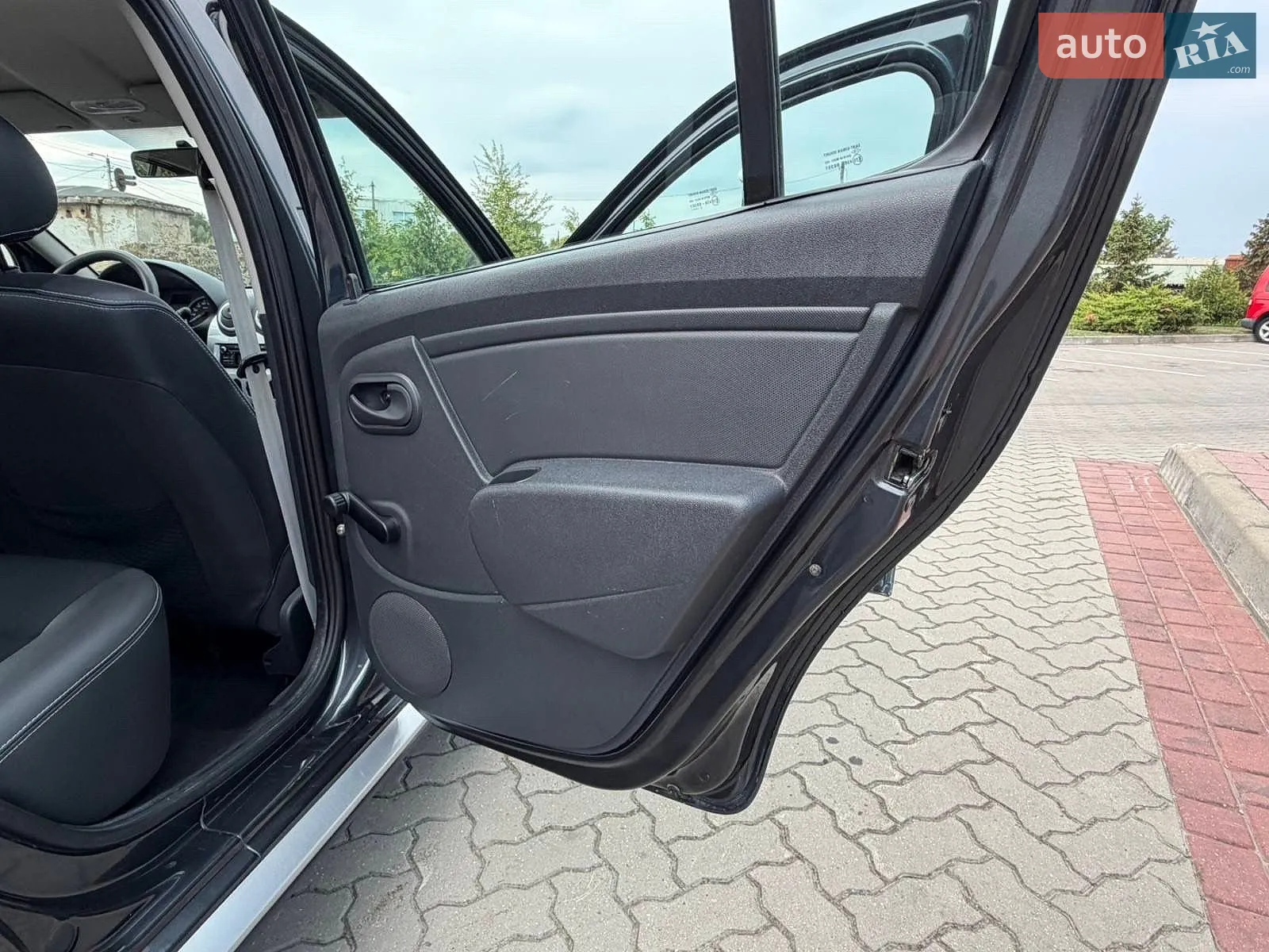 2012 Dacia Sandero - мініатюра 13