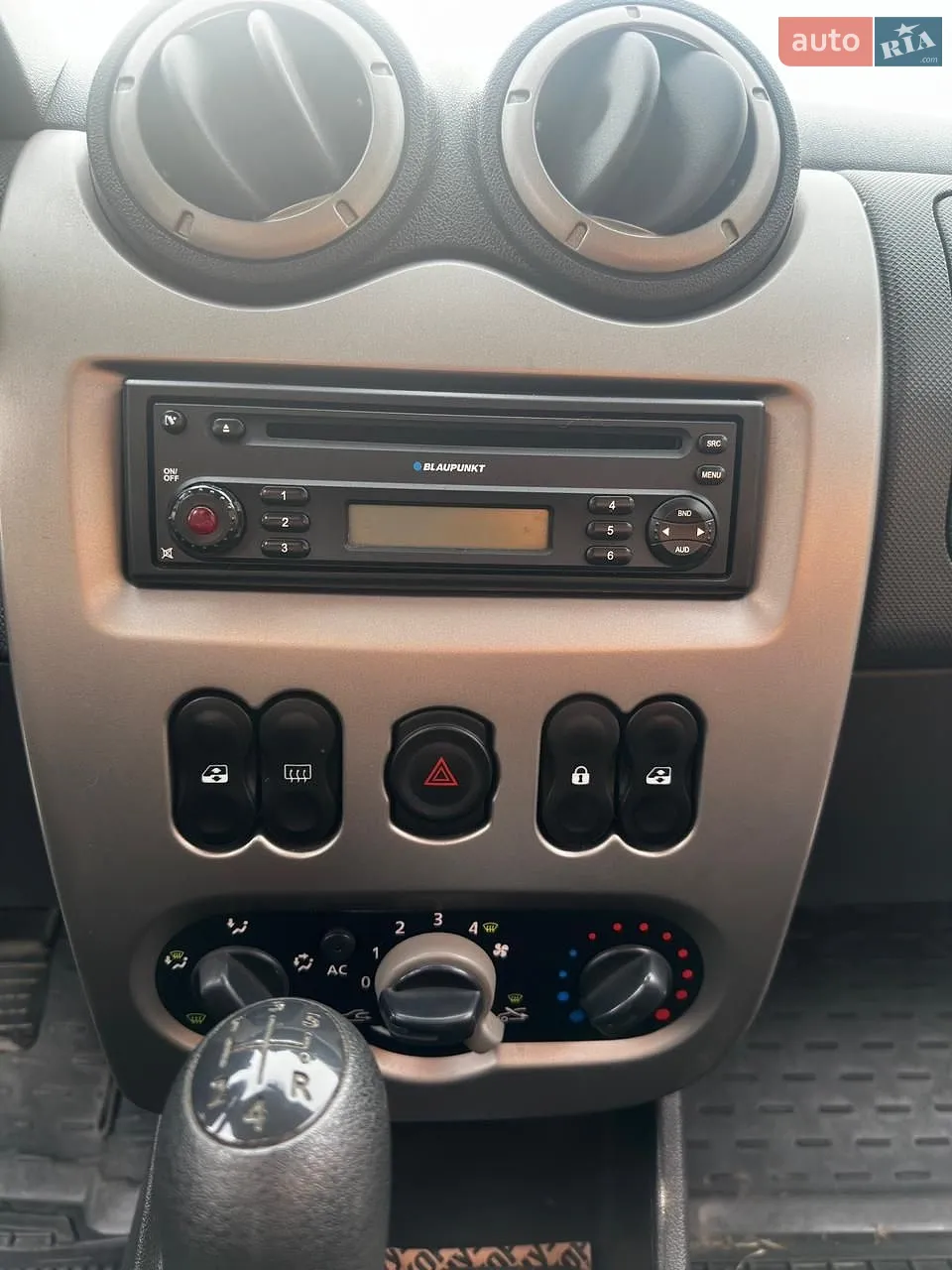 2010 Dacia Sandero - мініатюра 5