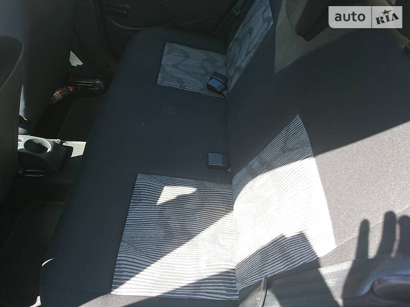 Хетчбек Dacia Sandero 2010 в Полтаві