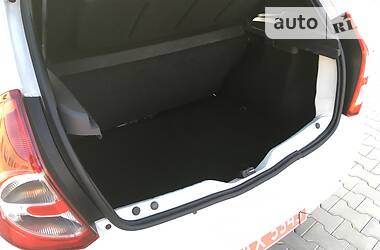Хетчбек Dacia Sandero 2009 в 