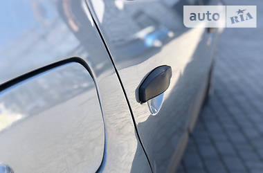 Хетчбек Dacia Sandero 2009 в 