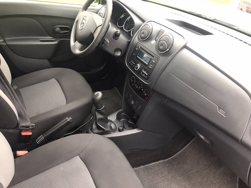 Хэтчбек Dacia Sandero 2016 в Ивано-Франковске