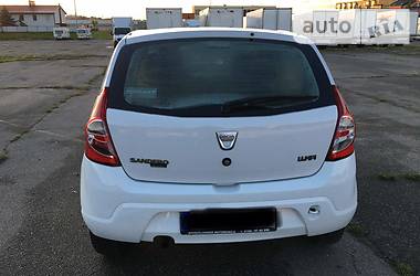 Хетчбек Dacia Sandero 2009 в Вінниці