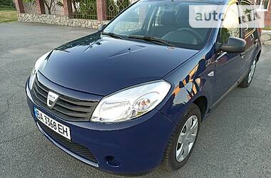 Хэтчбек Dacia Sandero 2009 в Кропивницком