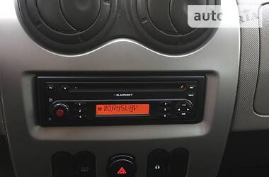 Хетчбек Dacia Sandero 2011 в 