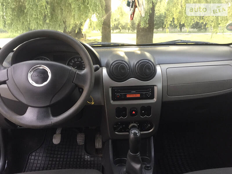 Хетчбек Dacia Sandero 2011 в Дрогобичі