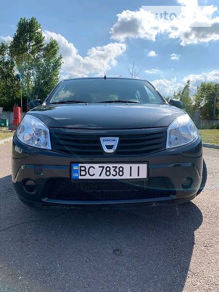 Хетчбек Dacia Sandero 2009 в Золочеві фото 2 Хетчбек Dacia Sandero 2009 в Золочеві
