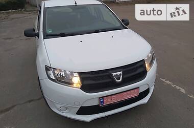 Хэтчбек Dacia Sandero 2013 в Умани