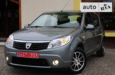 Хетчбек Dacia Sandero 2009 в Трускавці