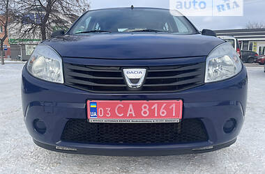 Хэтчбек Dacia Sandero 2009 в Бахмаче