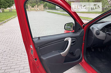 Універсал Dacia Sandero 2009 в 