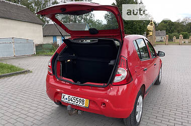 Універсал Dacia Sandero 2009 в 