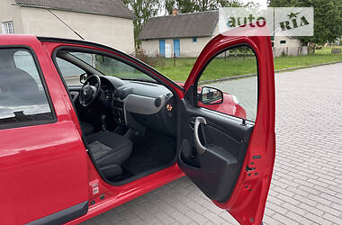 Універсал Dacia Sandero 2009 в 