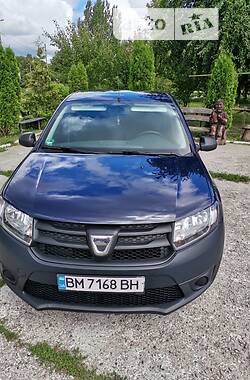 Хэтчбек Dacia Sandero 2015 в Сумах