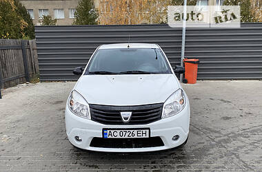 Хэтчбек Dacia Sandero 2010 в Ковеле