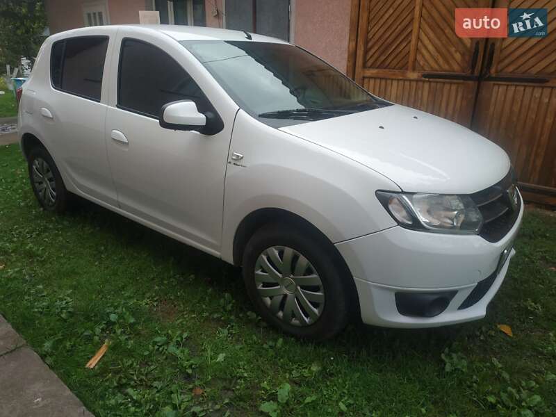 Dacia Sandero 2013