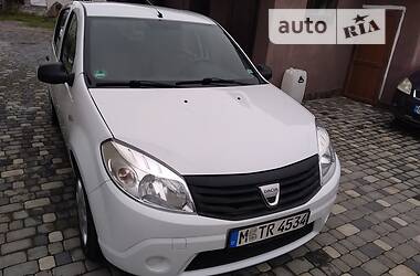 Хэтчбек Dacia Sandero 2009 в Ходорове