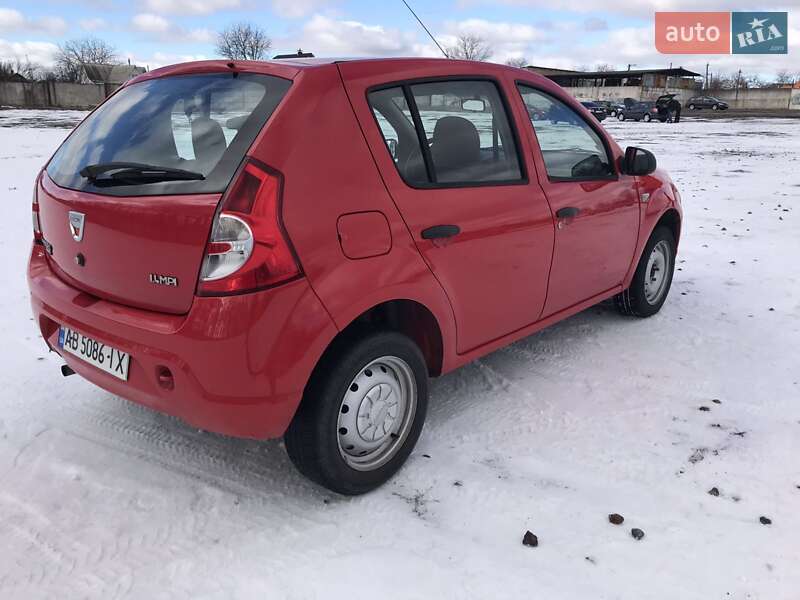 Хетчбек Dacia Sandero 2009 в Теплику