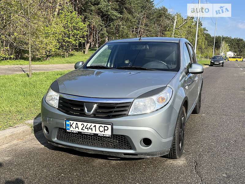 Dacia Sandero 2009