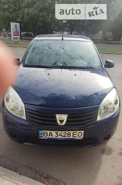 Хэтчбек Dacia Sandero 2009 в 