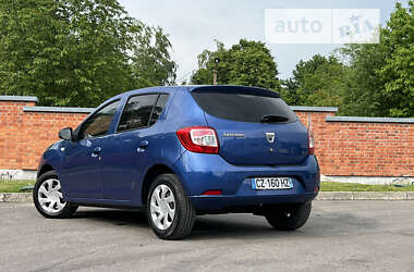 Хэтчбек Dacia Sandero 2013 в Дрогобыче