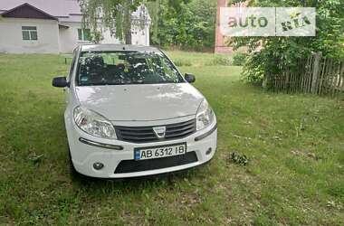 Хетчбек Dacia Sandero 2009 в Немирові