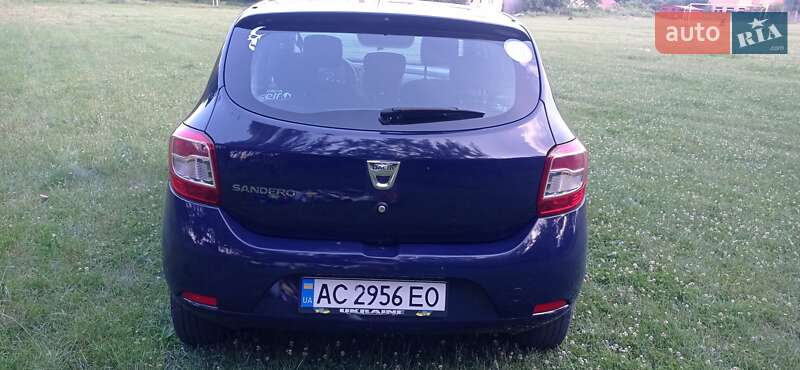 Хэтчбек Dacia Sandero 2013 в Луцке