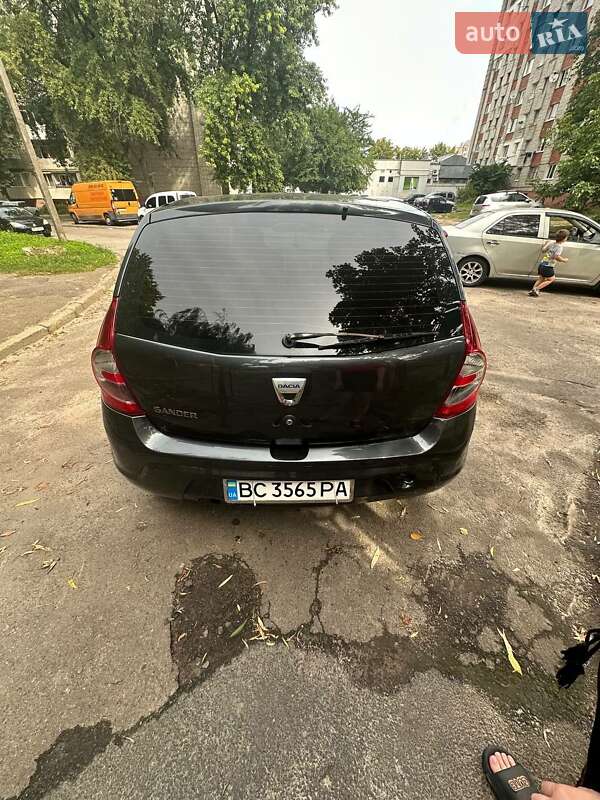 Dacia Sandero 2010