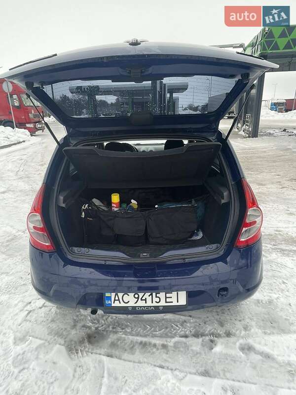 Хетчбек Dacia Sandero 2009 в Луцьку