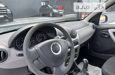 Хетчбек Dacia Sandero 2010 в Луцьку