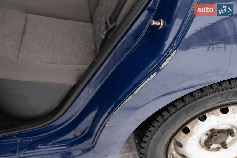 Хэтчбек Dacia Sandero 2009 в Сумах