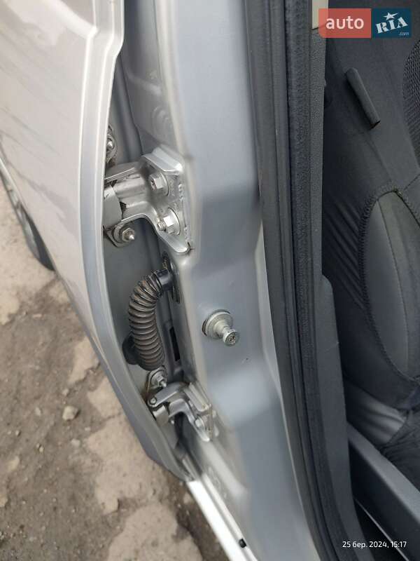 Хэтчбек Dacia Sandero 2009 в Гадяче фото 16 Хэтчбек Dacia Sandero 2009 в Гадяче