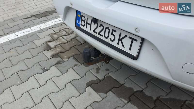 Хэтчбек Dacia Sandero 2013 в Одессе