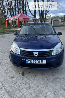 Хетчбек Dacia Sandero 2009 в Сторожинці