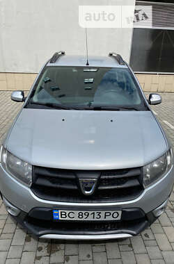 Хетчбек Dacia Sandero 2014 в Львові