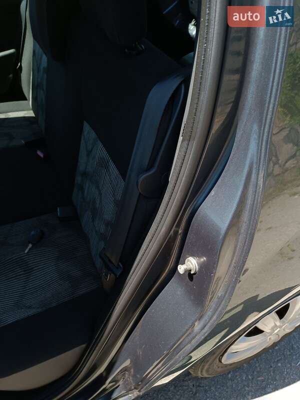 Хетчбек Dacia Sandero 2009 в Хоролі