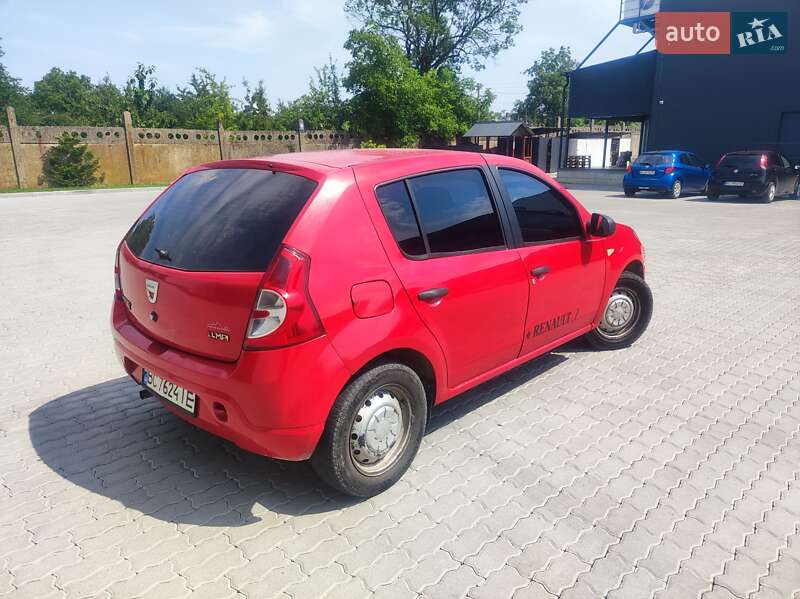 Хетчбек Dacia Sandero 2009 в Бориславі