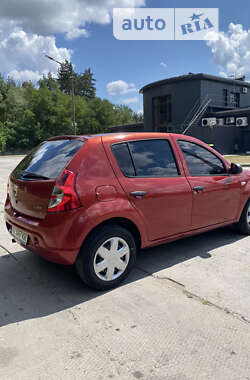 Хетчбек Dacia Sandero 2009 в Харкові