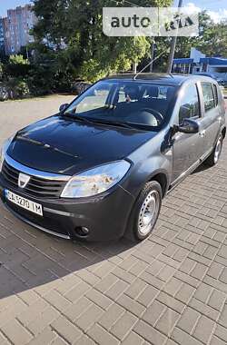 Хэтчбек Dacia Sandero 2008 в Черкассах