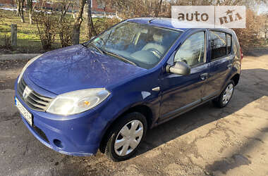 Хетчбек Dacia Sandero 2009 в Ніжині