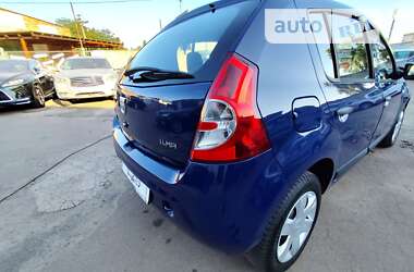 Хетчбек Dacia Sandero 2009 в Чернігові