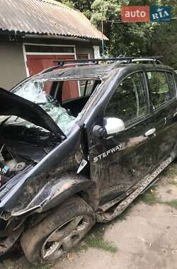 Внедорожник / Кроссовер Dacia Sandero 2012 в 