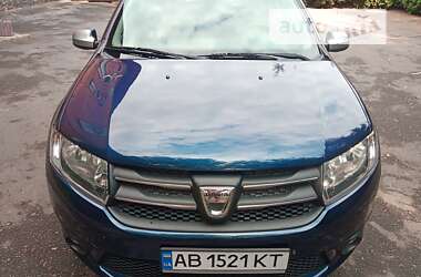 Хэтчбек Dacia Sandero 2015 в Гнивани