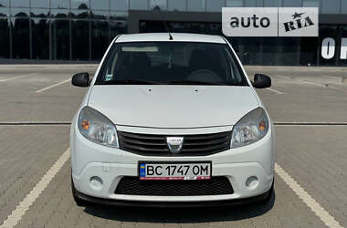 Хетчбек Dacia Sandero 2010 в Львові